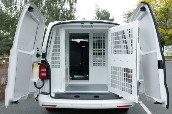 22351-PoliceCellVan2